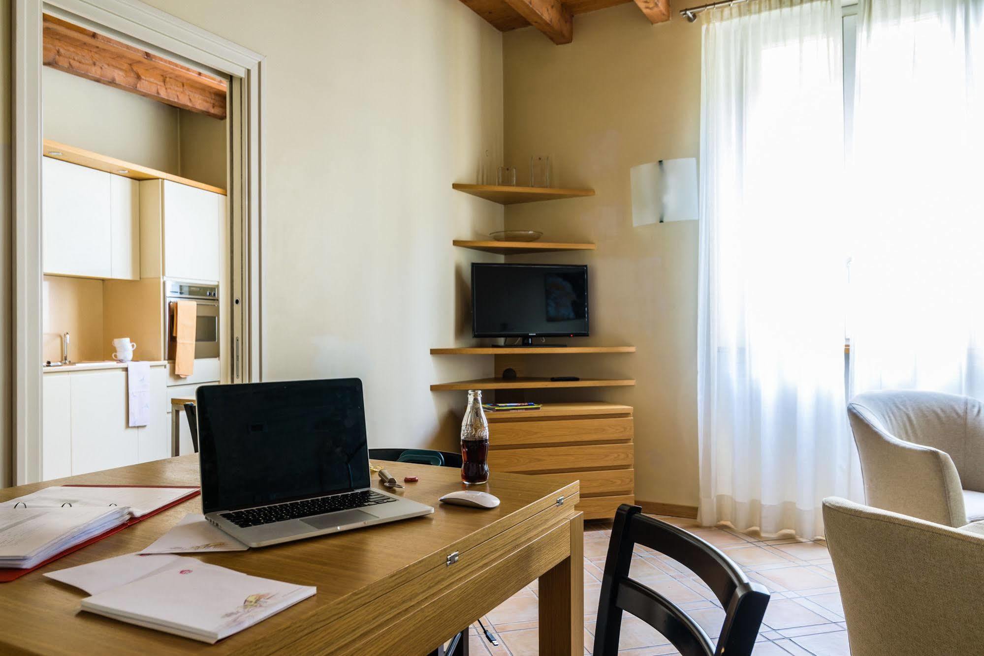 Ascanio Sforza - Suites & Apartments ミラノ エクステリア 写真